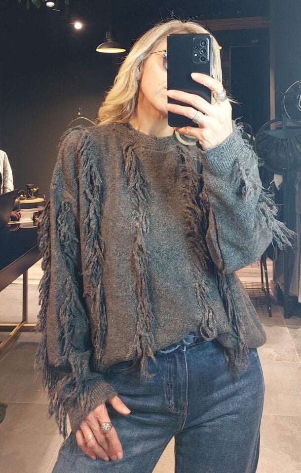 SAÇAK DETAY GRİ KAZAK