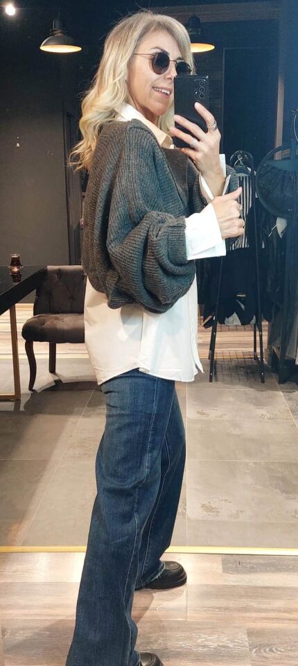 GÖMLEKLİ GRİ KAZAK